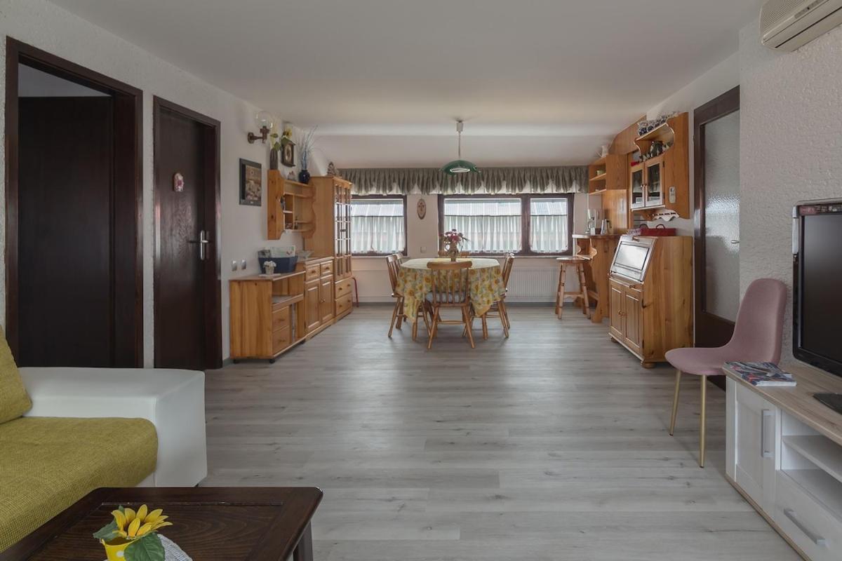 לובליאנה Family Apartment Nakiteya מראה חיצוני תמונה